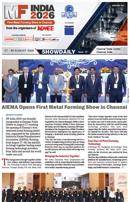 Show Daily Issue 1 magazine cover